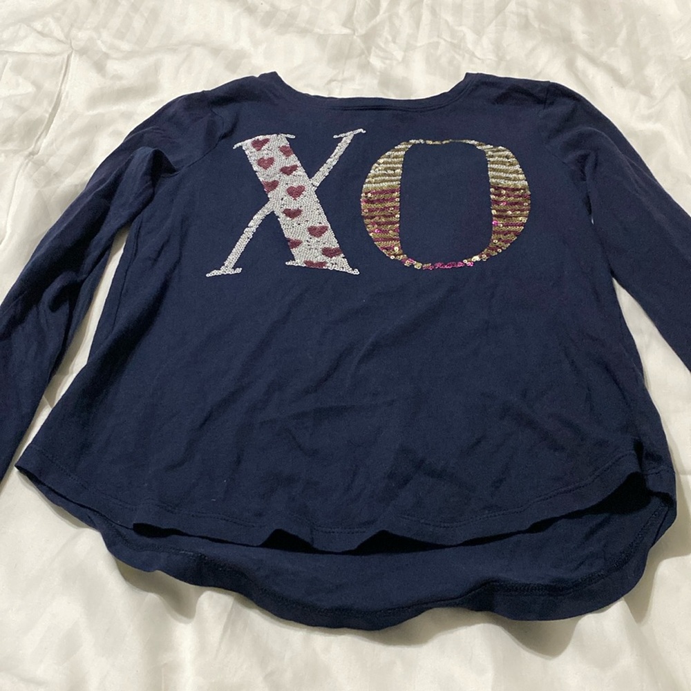 Gap kids size girls XL(12) long sleeve tee shirt.